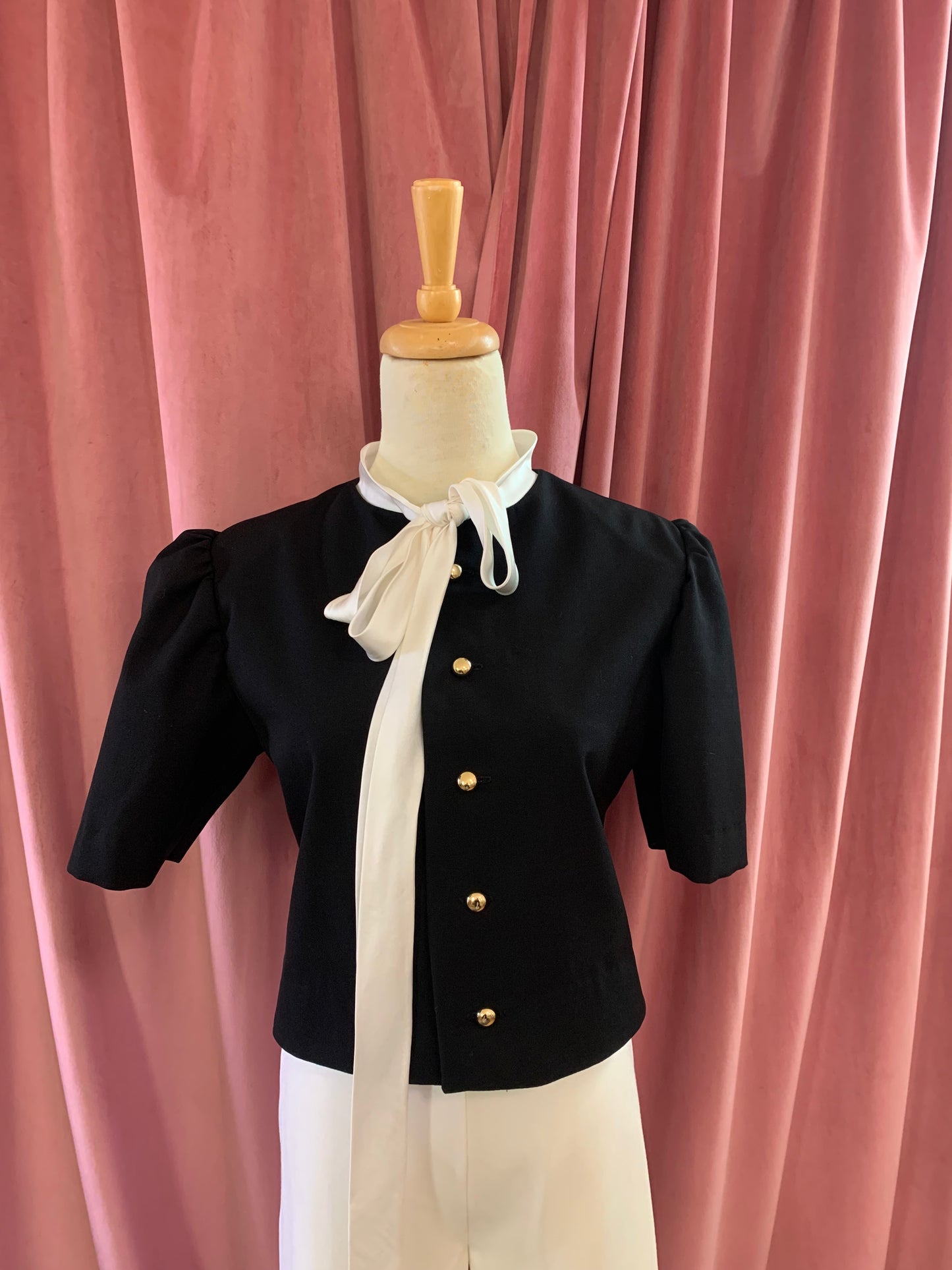 HVC Claudia Short Sleeve Jacket