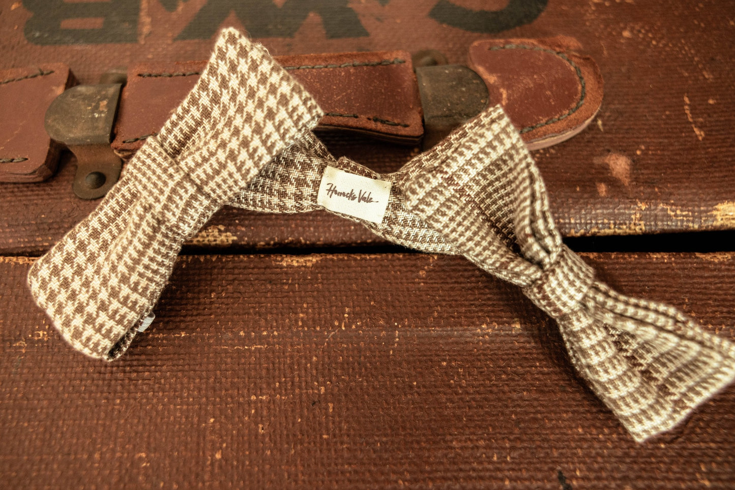 HVC Tweed Beige Doggie Bow Tie